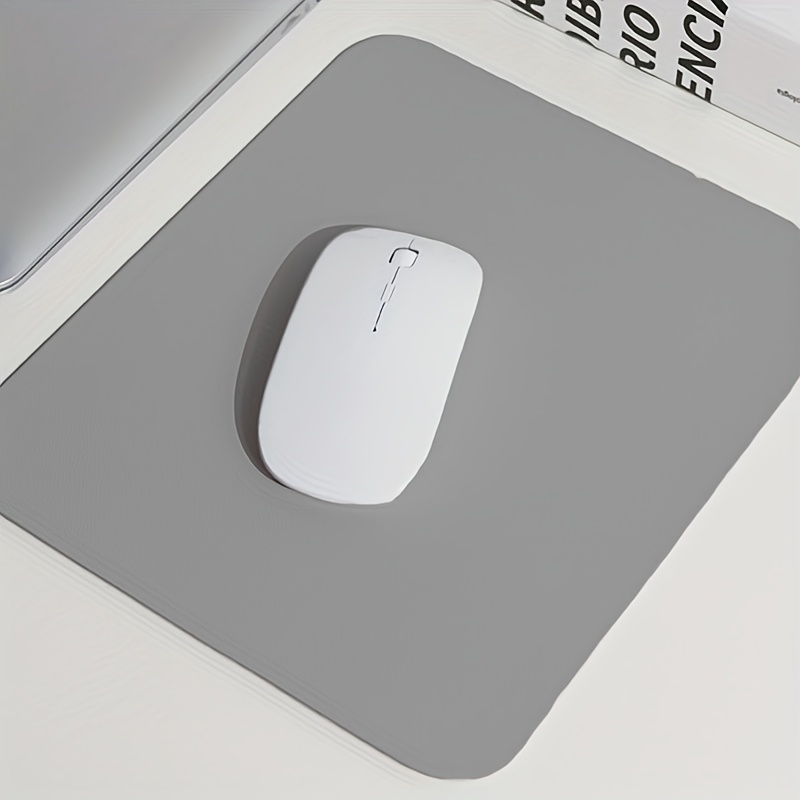 Solid color simple small mouse - Gaming Accessories Bundle 评论和价格